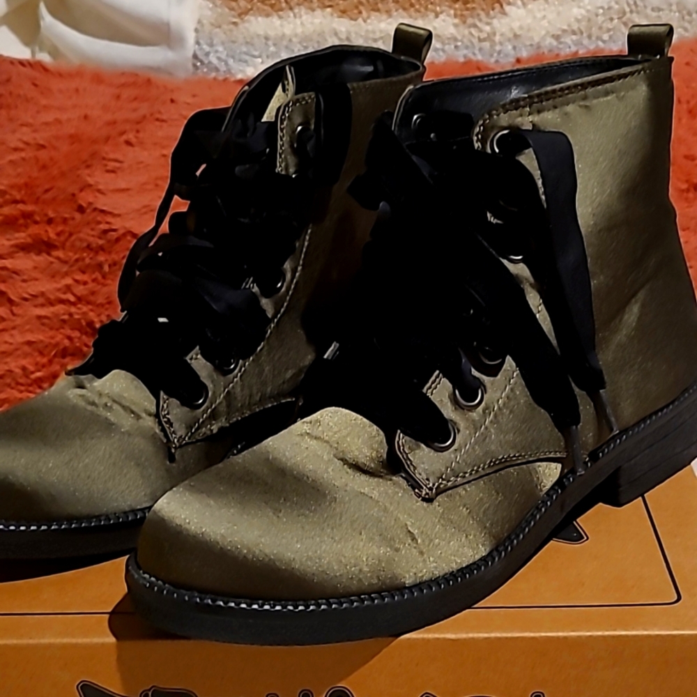 Dirty Laundry Boots